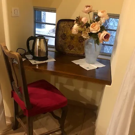 Guest house La Capannaccia - *